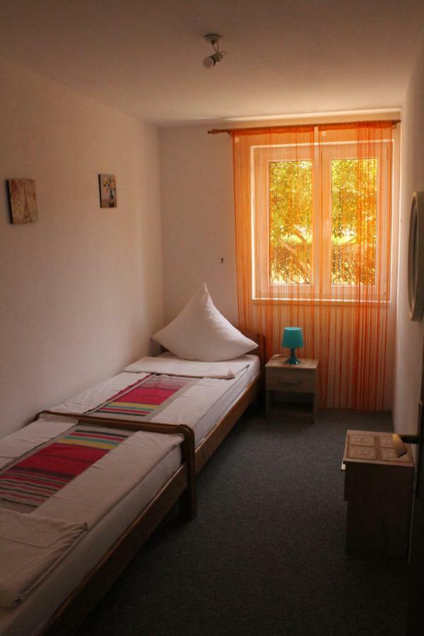 Apartments Baka Jelka มันเดร ภายนอก รูปภาพ
